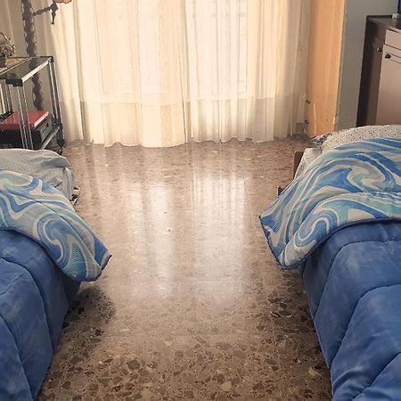 Napoli Stadio - 3 Bedrooms - 2 Bathrooms - Free Park Exterior photo