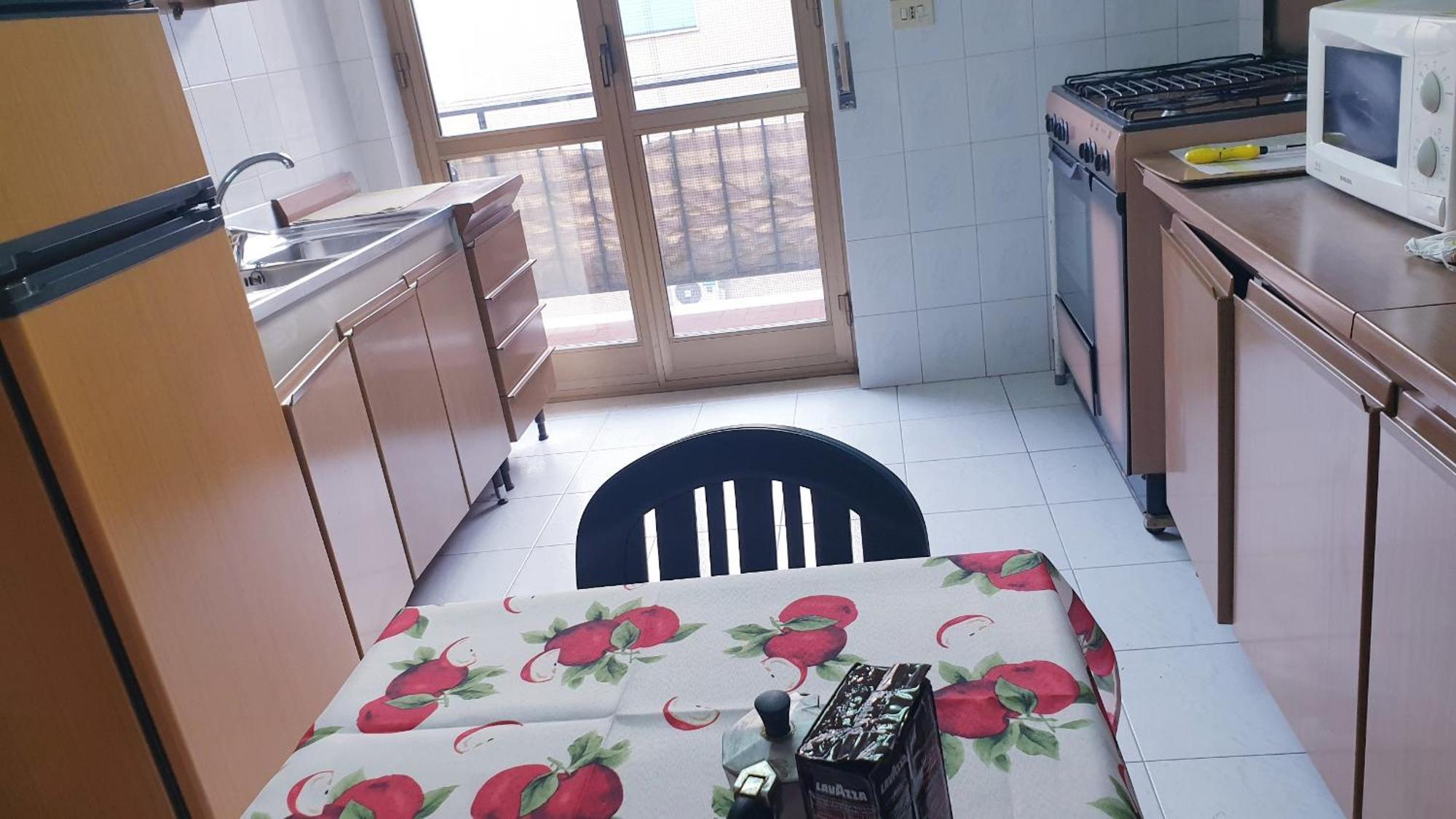 Napoli Stadio - 3 Bedrooms - 2 Bathrooms - Free Park Exterior photo